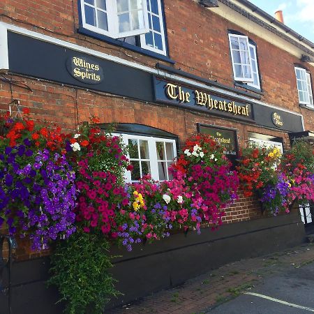 Hotel The Wheatsheaf Bramley  Esterno foto
