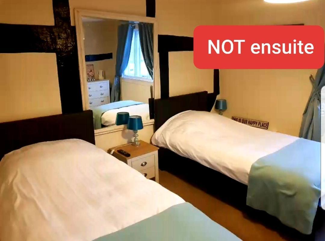 Hotel The Wheatsheaf Bramley  Esterno foto